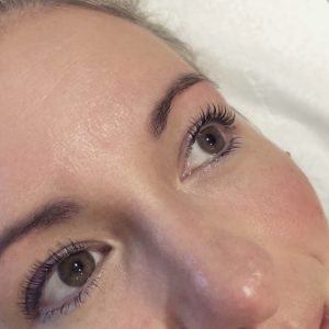 Eyebrow shape
